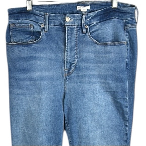 Good American Blue Flare Jeans - Picture 9 of 10